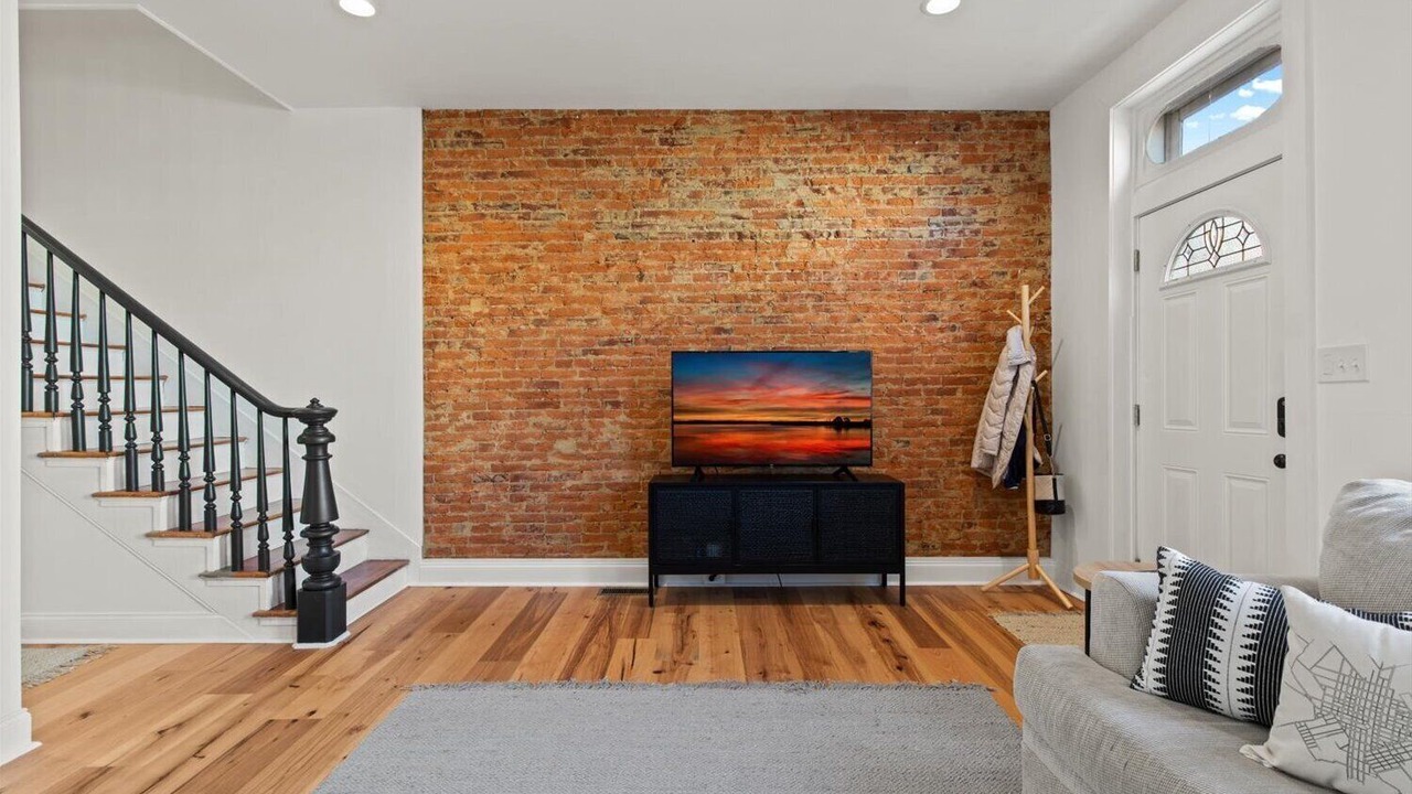 Photo of Livingroom in Lancaster