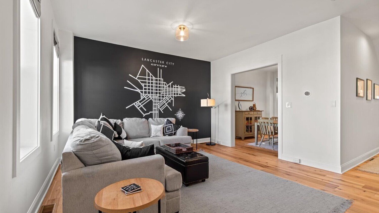 Photo of Livingroom in Lancaster