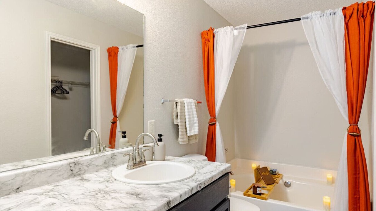 Photo of Bathroom in Southeast Arlington
