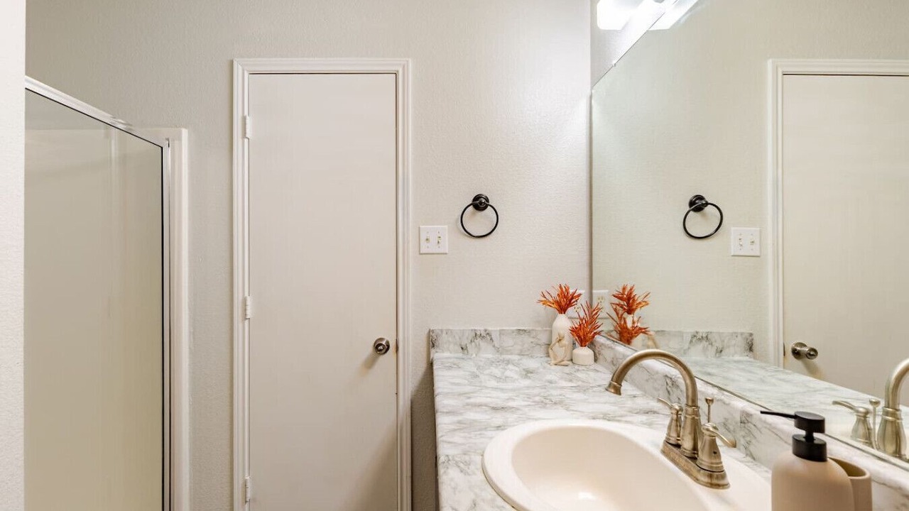Photo of Bathroom in Southeast Arlington