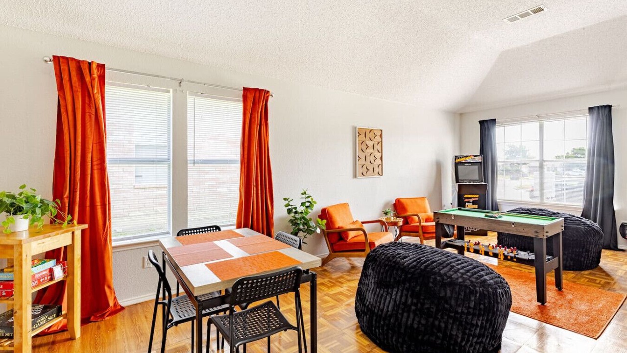 Photo of Bedroom in Southeast Arlington