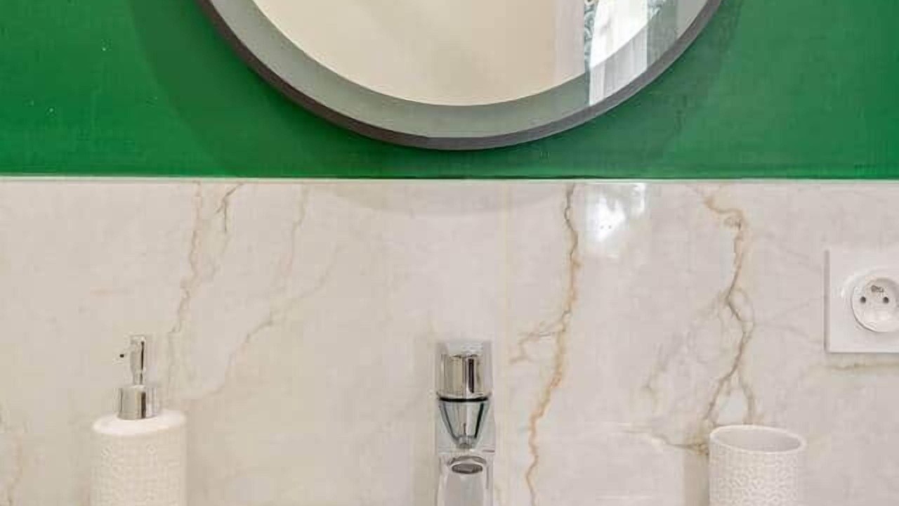 Photo of Bathroom in Cambrai