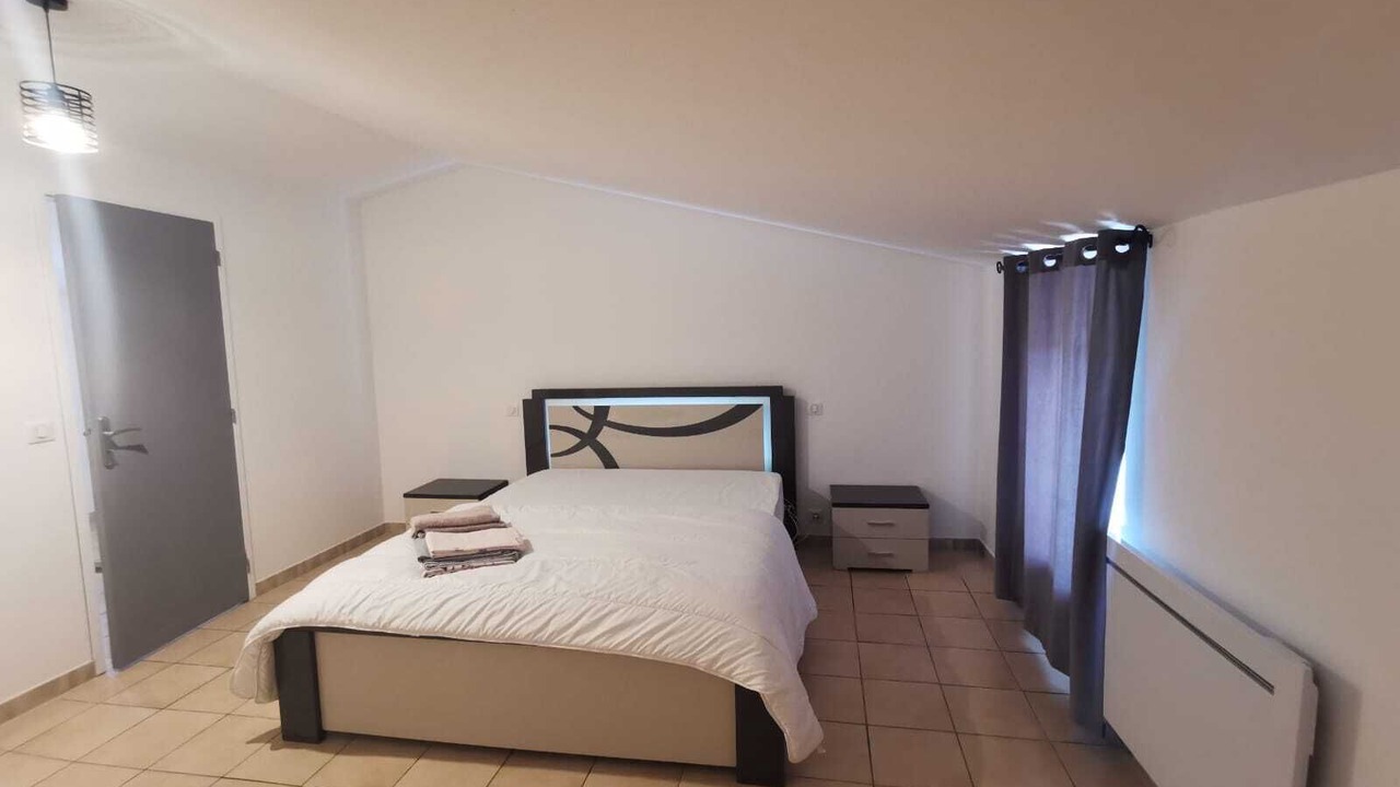 Photo of Bedroom in Banon