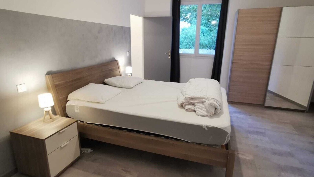 Photo of Bedroom in Banon