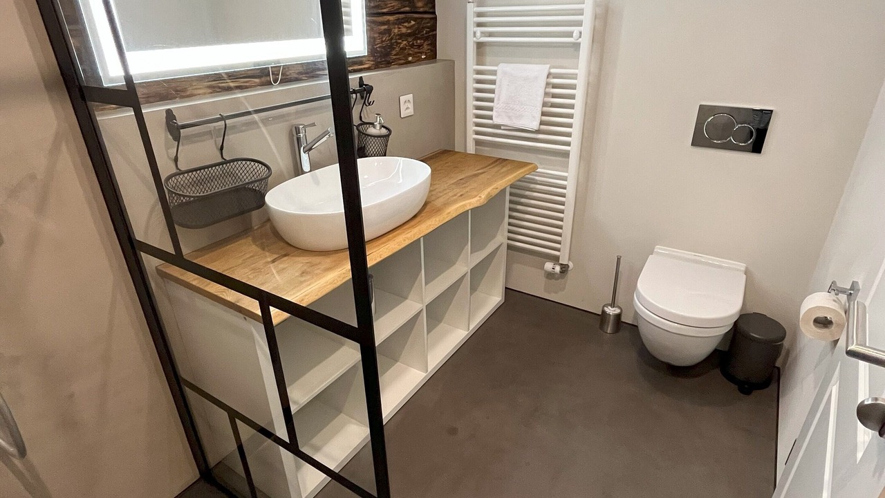 Photo of Bathroom in Boenigen