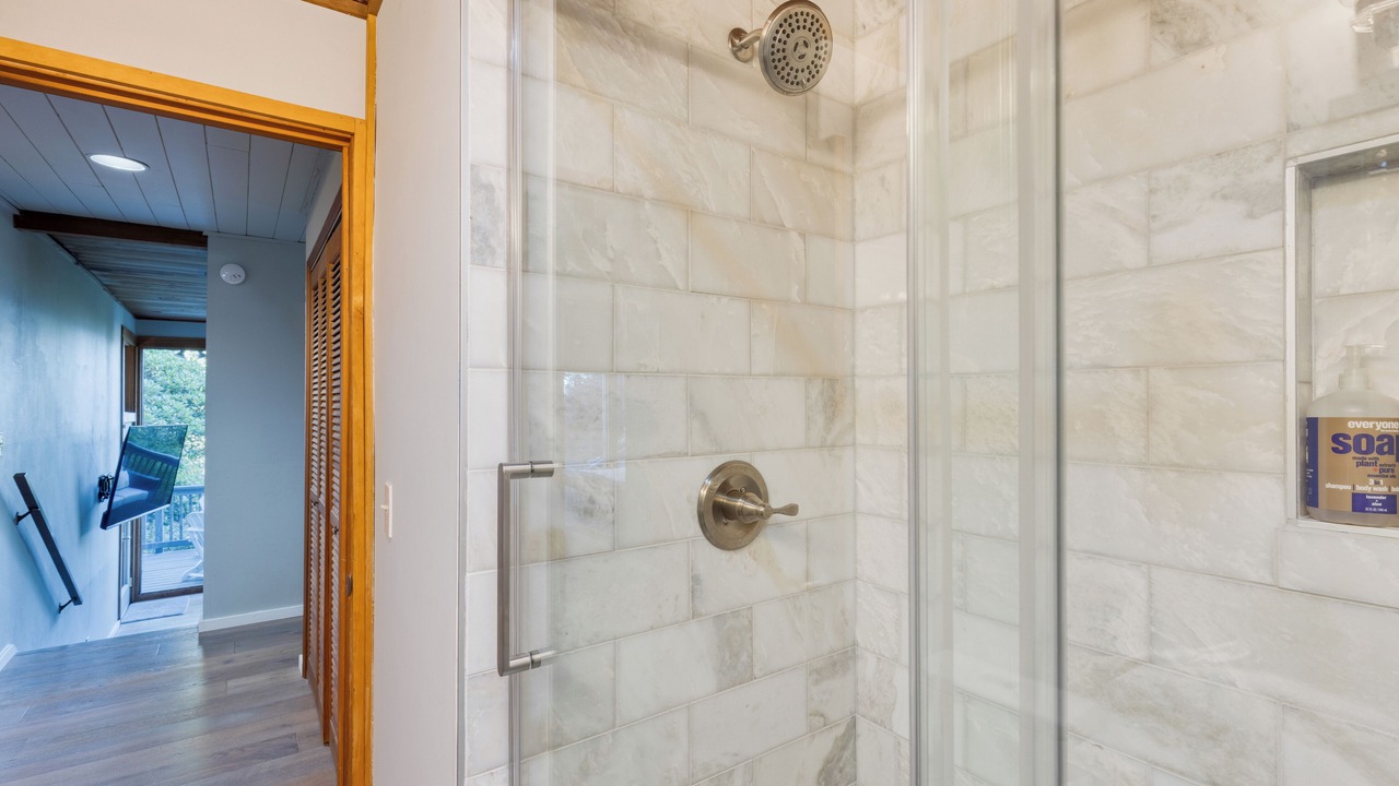 Photo of Bathroom in Neahkahnie Beach
