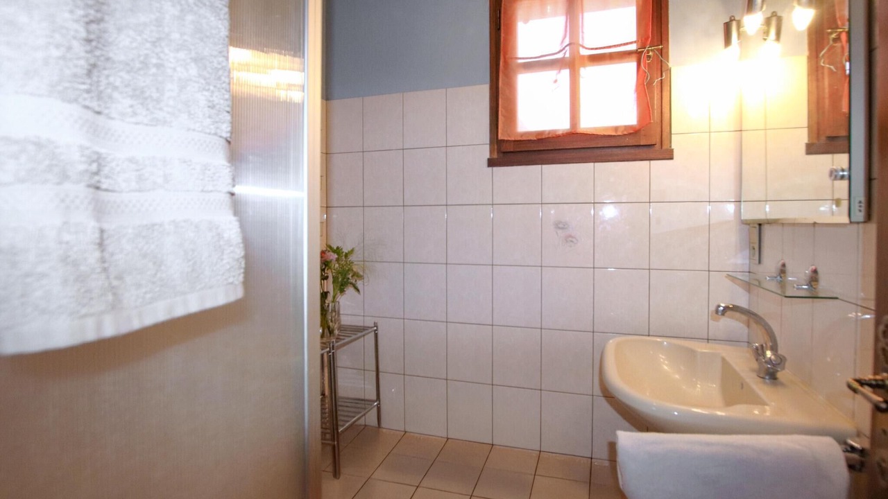 Photo of Bathroom in Saint-Sernin