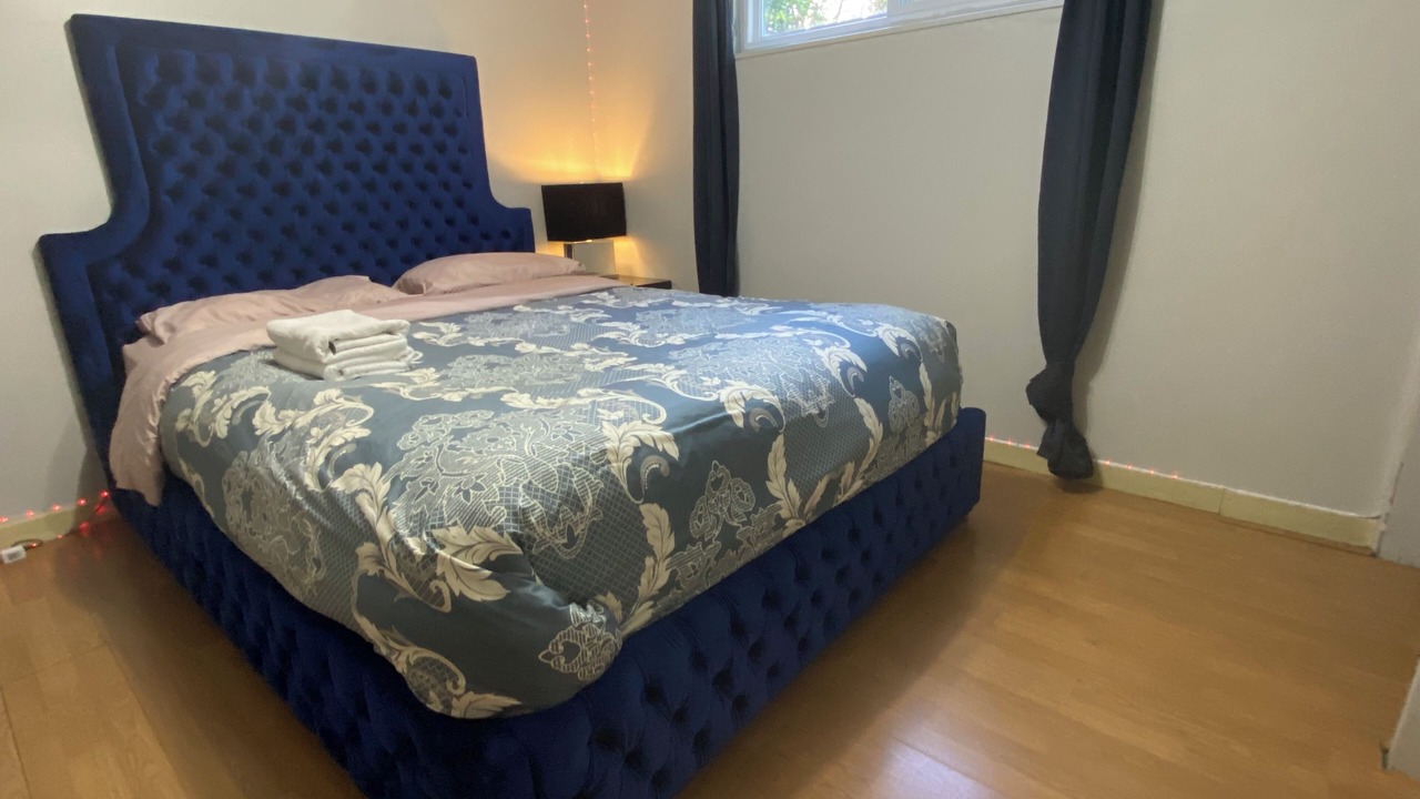 Photo of Bedroom in Richmond Hill