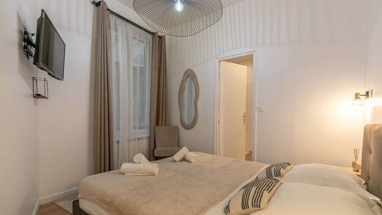 Photo of Bedroom in Quartier de la Plaine-de-Monceaux