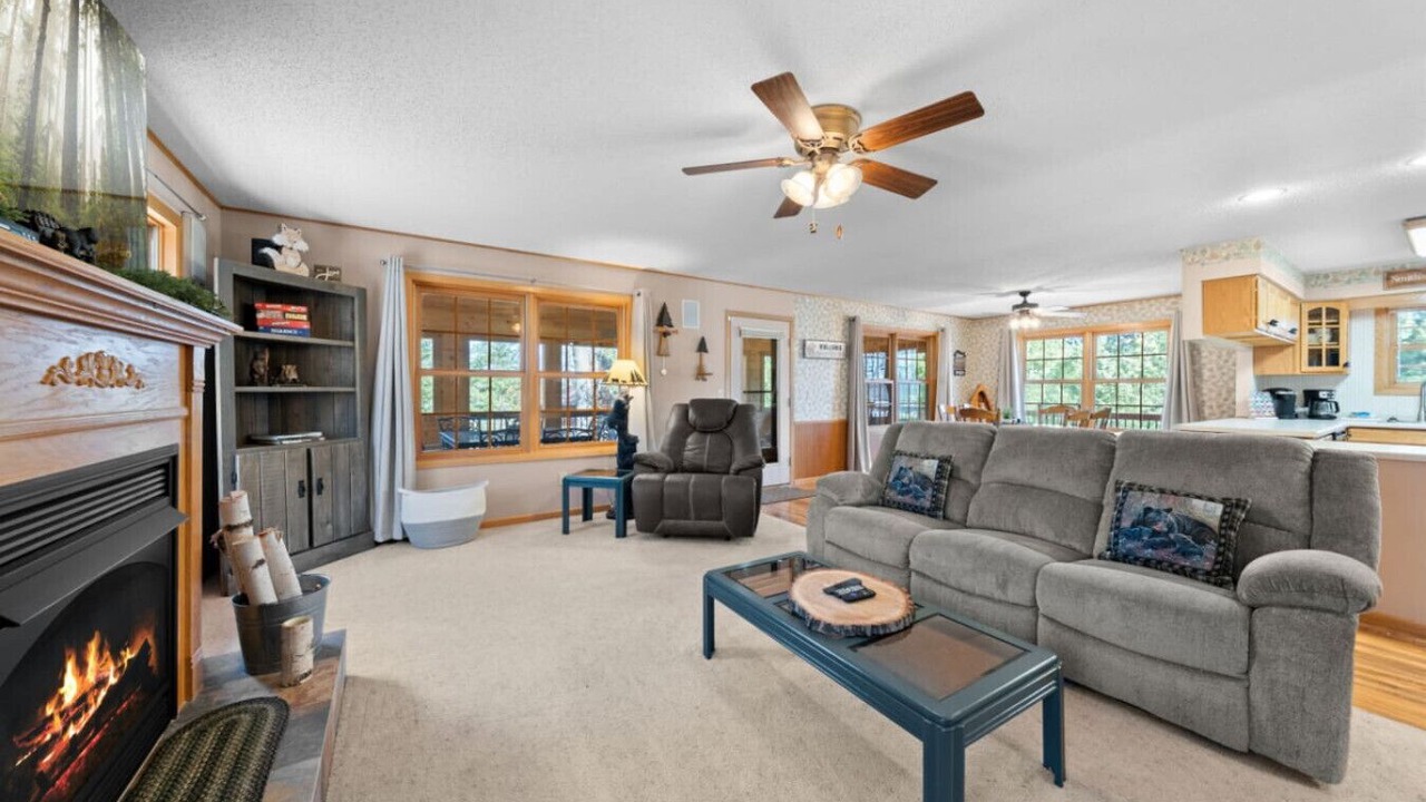Photo of Livingroom in Markville