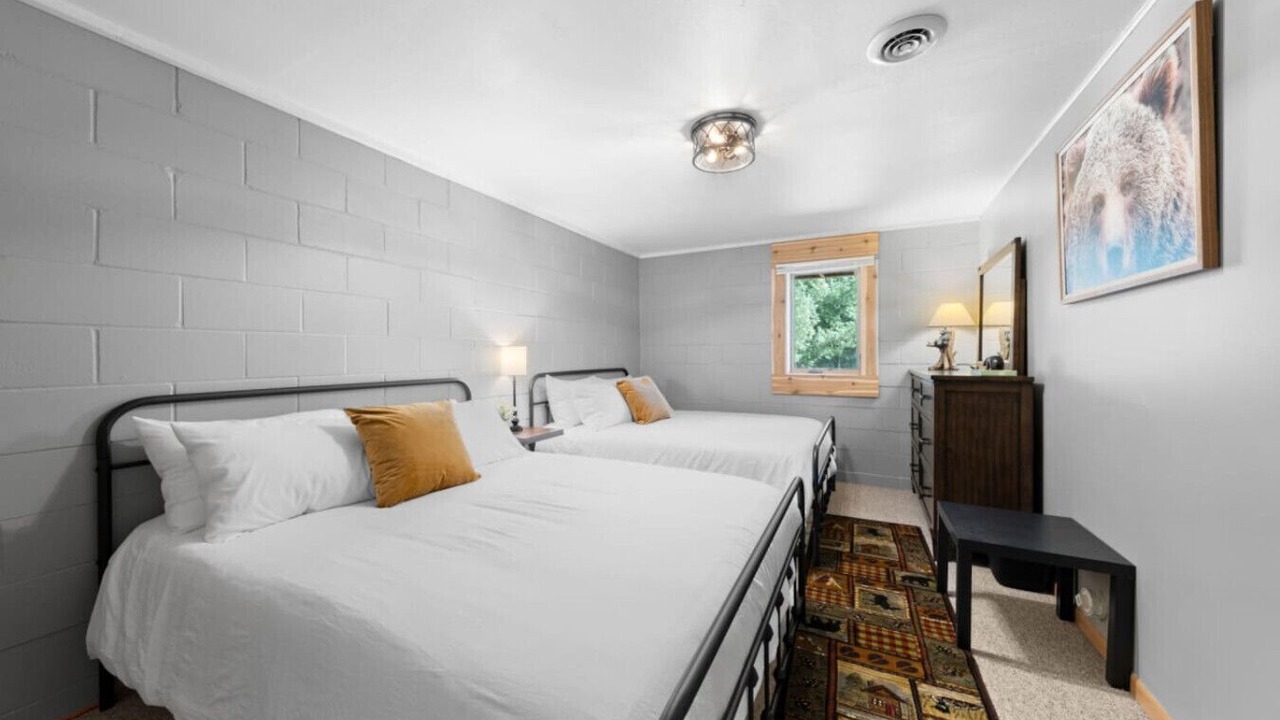 Photo of Bedroom in Markville