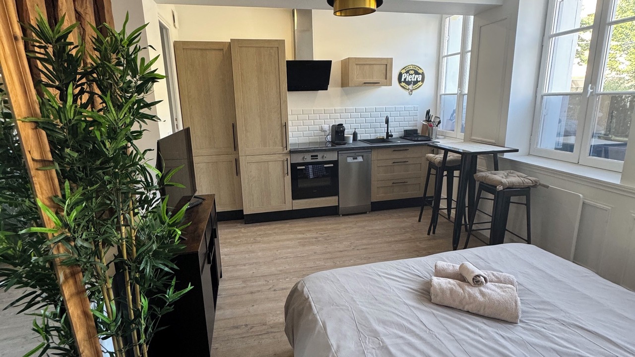 Photo of Bedroom in Quartier Vieux Marche-Cathedrale