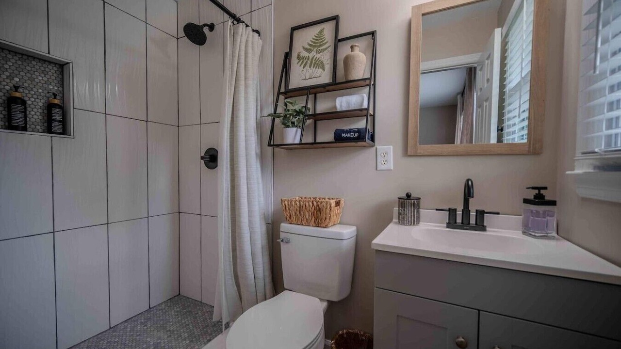 Photo of Bathroom in Acworth