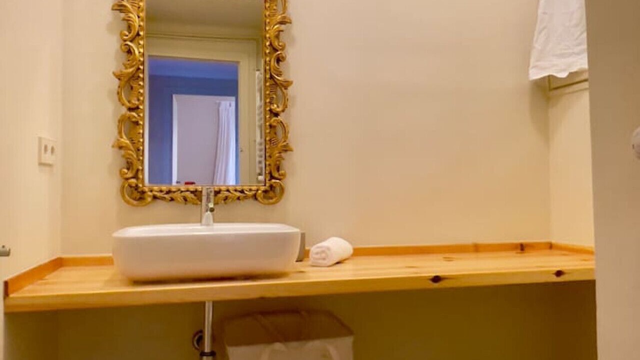 Photo of Bathroom in Llivia