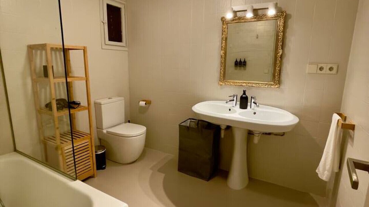 Photo of Bathroom in Llivia
