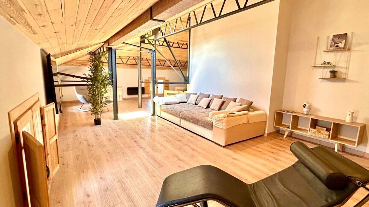 Photo of Livingroom in Err