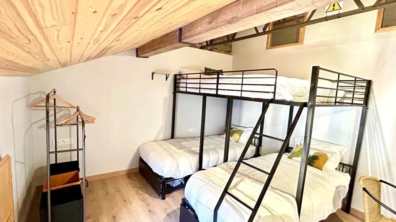 Photo of Bedroom in Err