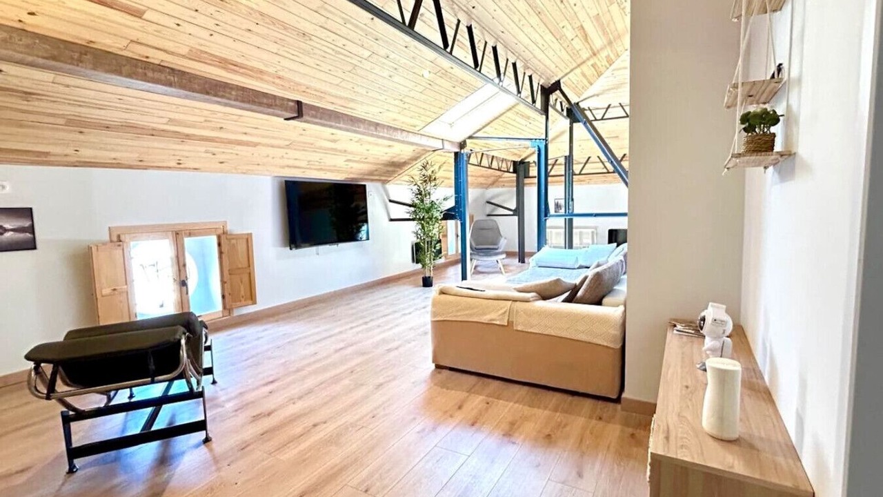 Photo of Livingroom in Err