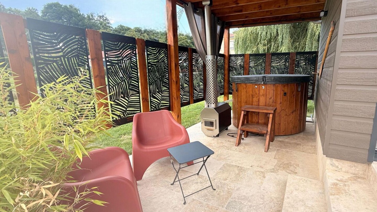 Photo of Patio Balcony in Diemoz