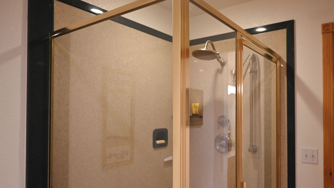 Photo of Bathroom in Midway
