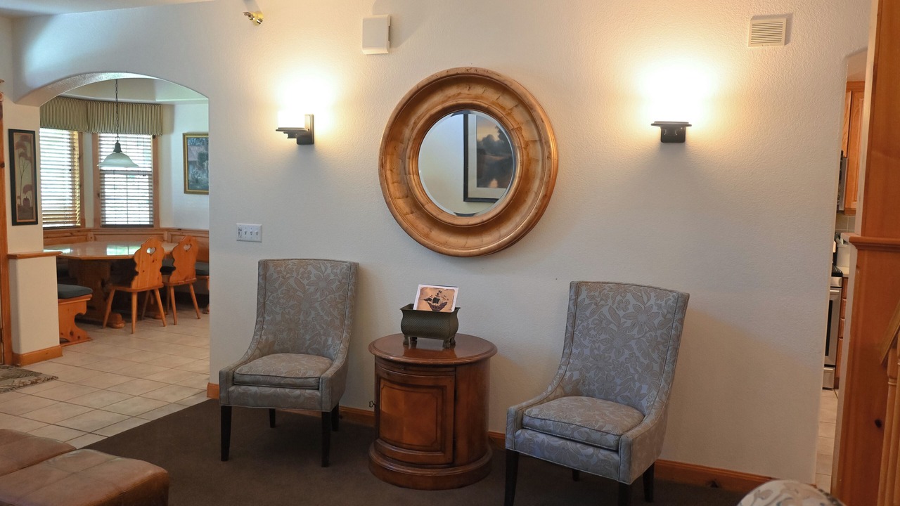 Photo of Bedroom in Midway