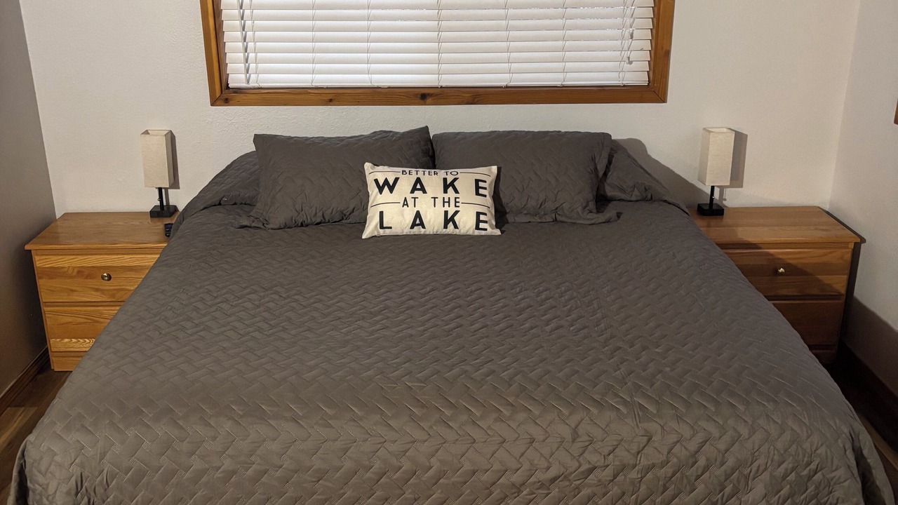 Photo of Bedroom in Pine Hollow