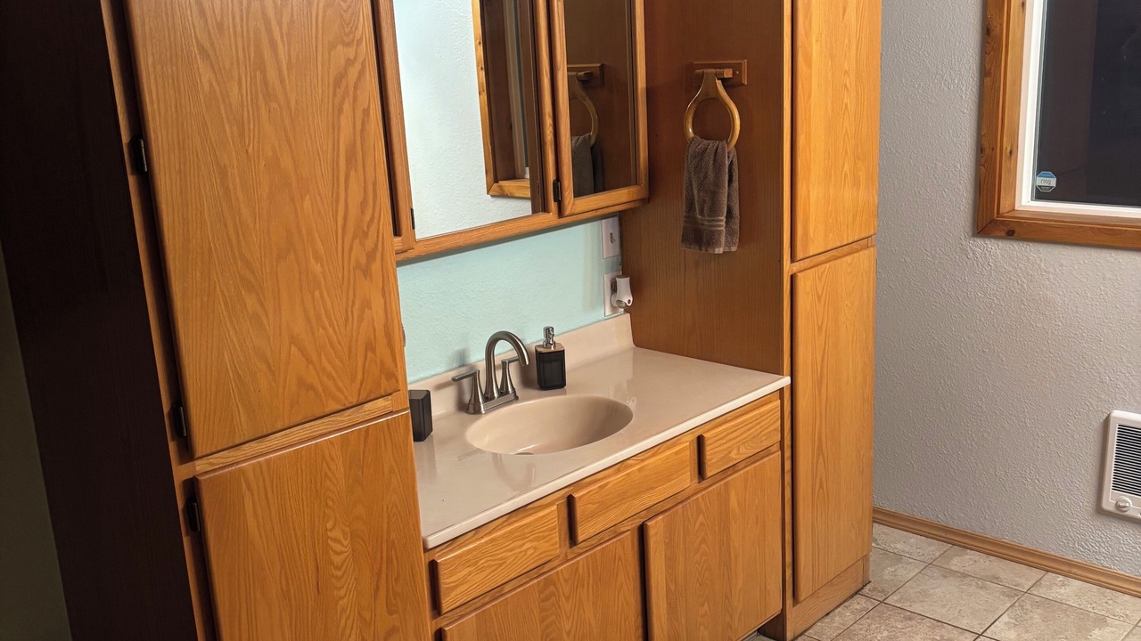 Photo of Bathroom in Pine Hollow