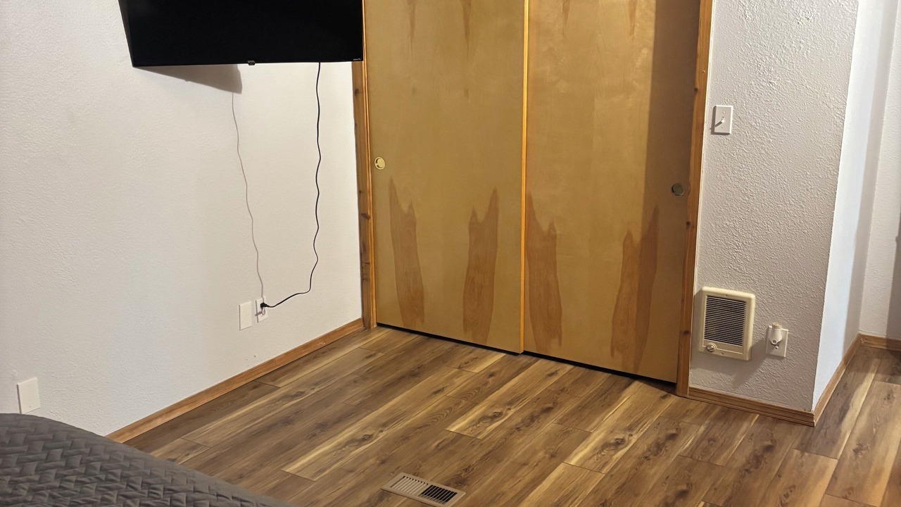 Photo of Bedroom in Pine Hollow