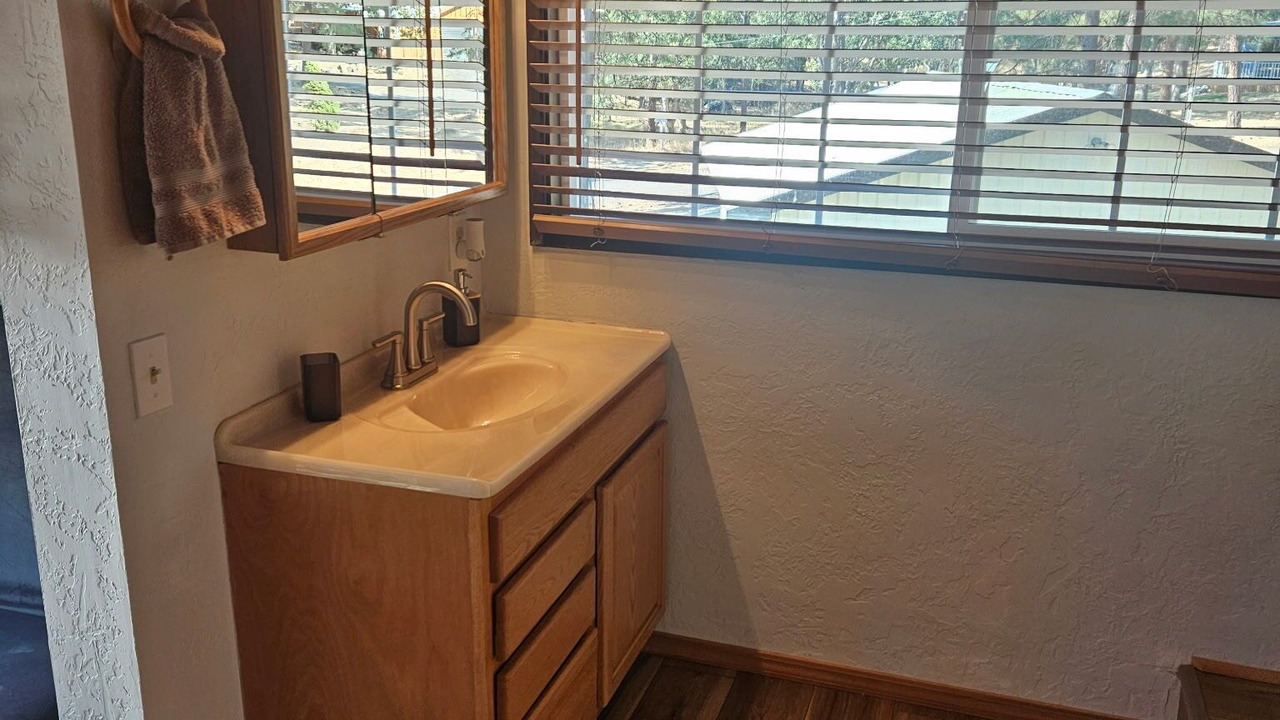 Photo of Bathroom in Pine Hollow