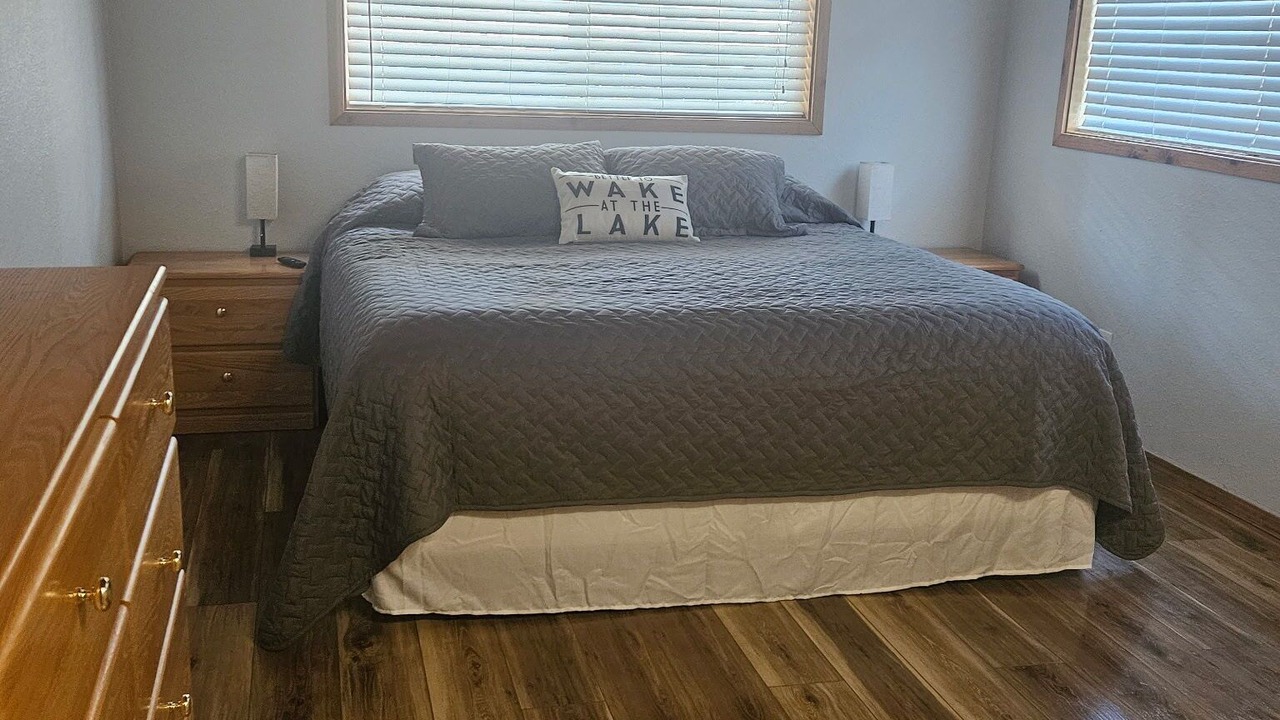 Photo of Bedroom in Pine Hollow