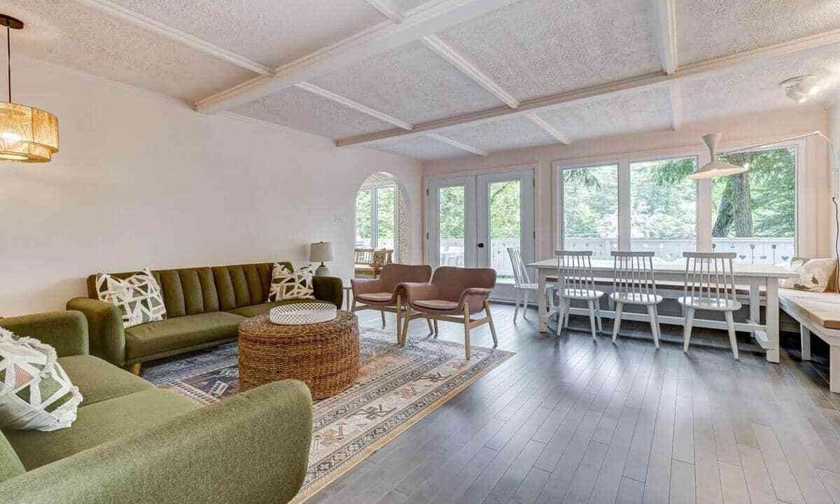 Photo of Livingroom in Wakefield