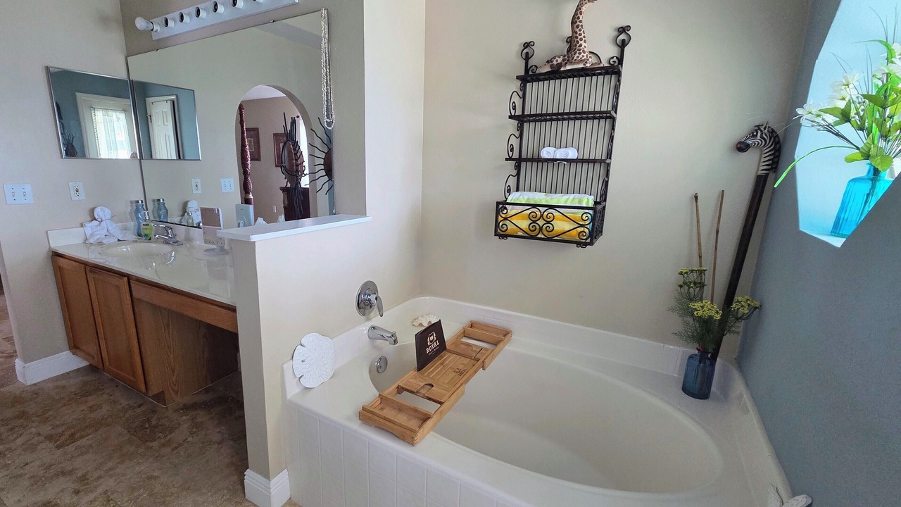 Photo of Bathroom in Tropic