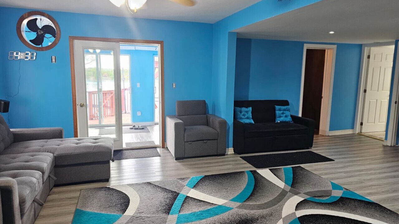 Photo of Livingroom in Greater Napanee