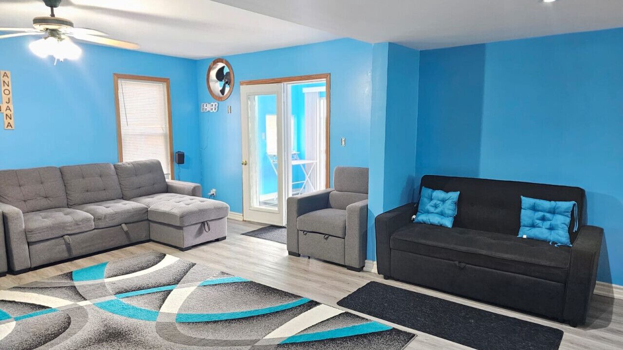 Photo of Livingroom in Greater Napanee