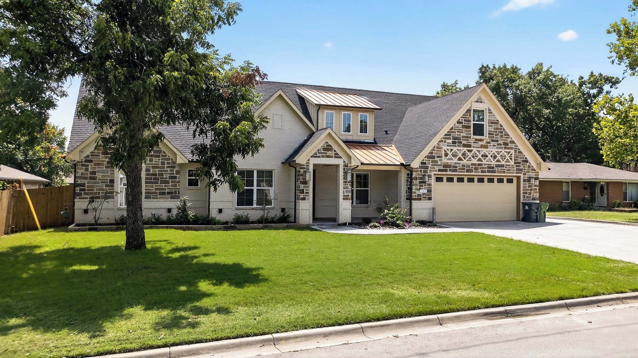 Photo of Outdoor in Central Arlington
