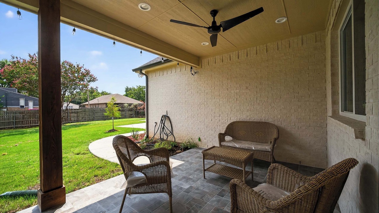 Photo of Patio Balcony in Central Arlington