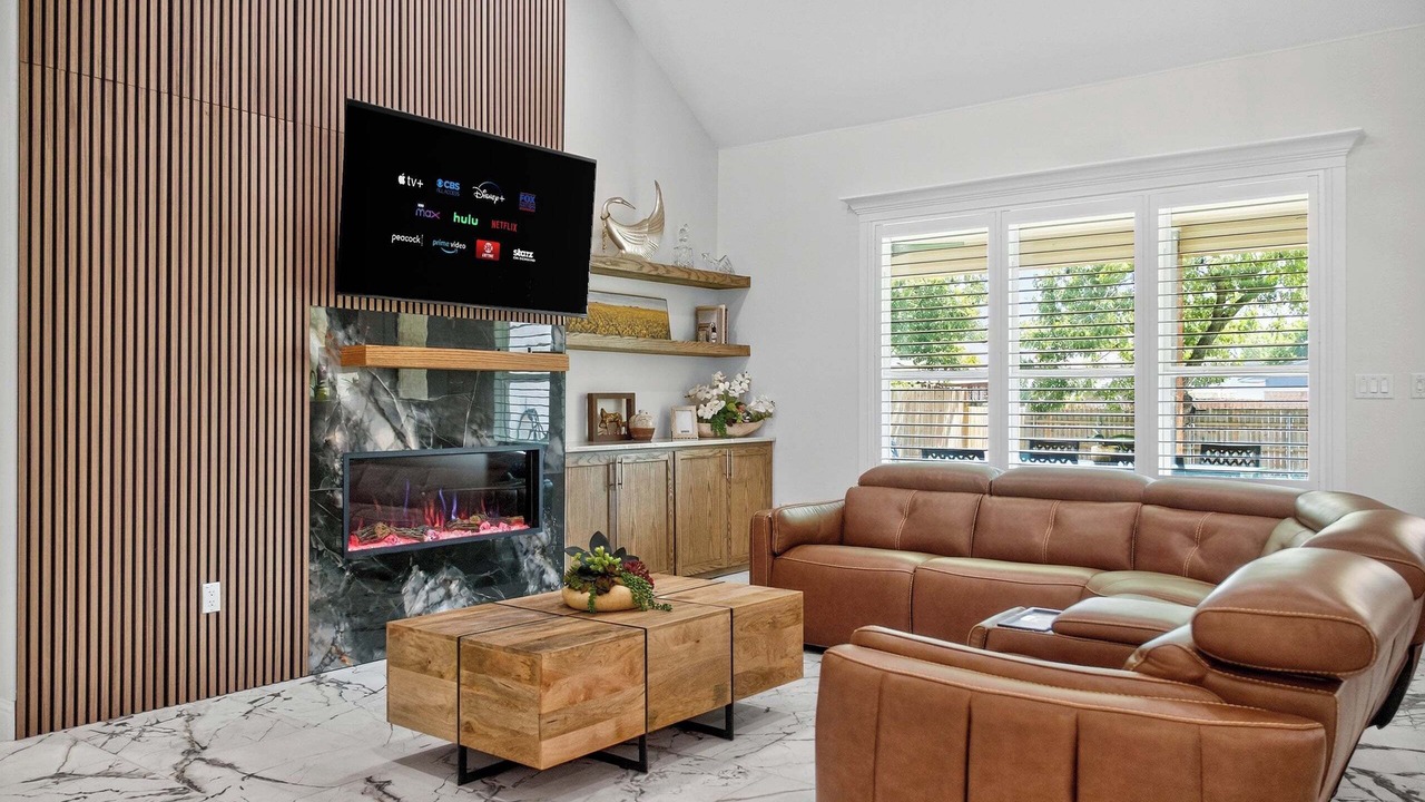 Photo of Livingroom in Central Arlington