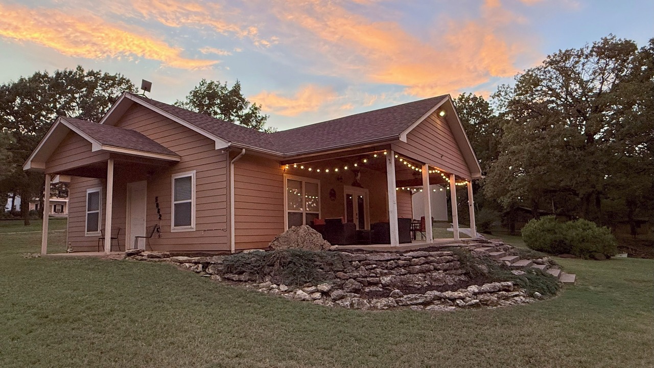 Photo of Outdoor in Kingston