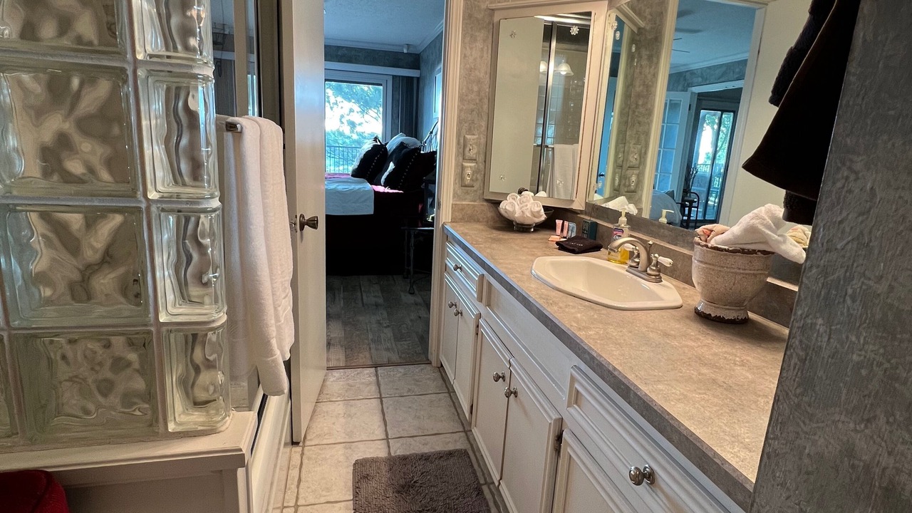Photo of Bathroom in Park Hill