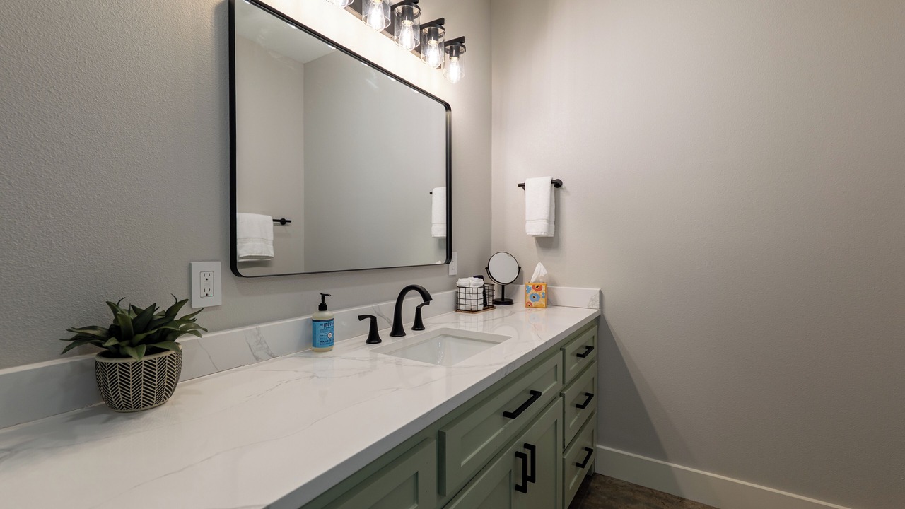 Photo of Bathroom in Bull Shoals