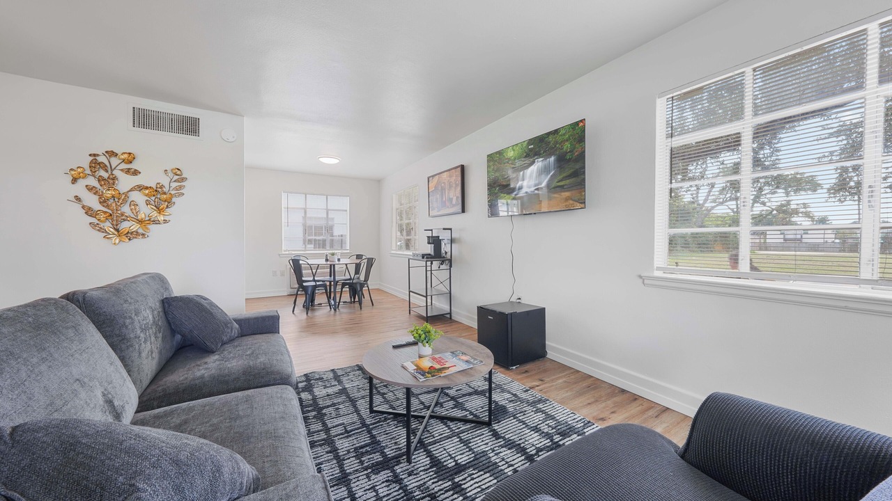 Photo of Livingroom in Highlands - Perkins