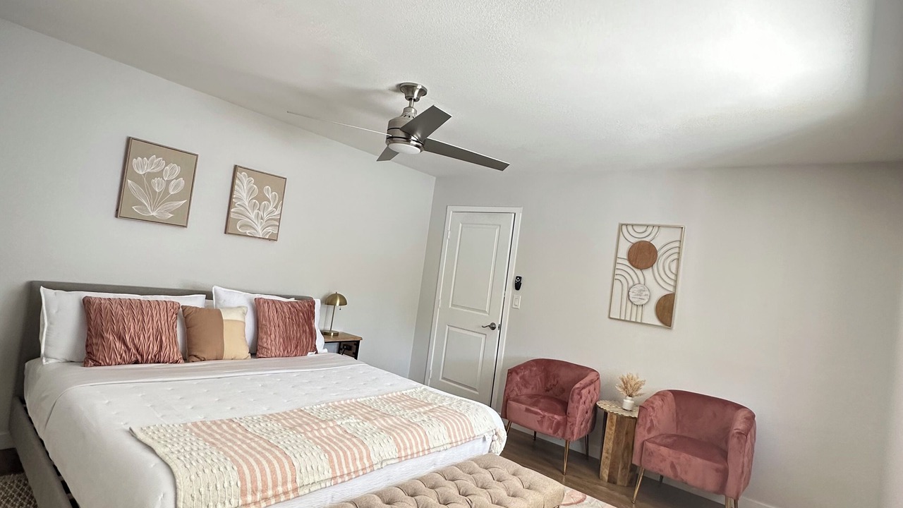 Photo of Bedroom in Los Angeles