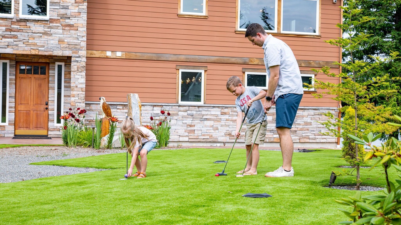 Photo of Others in Black Diamond