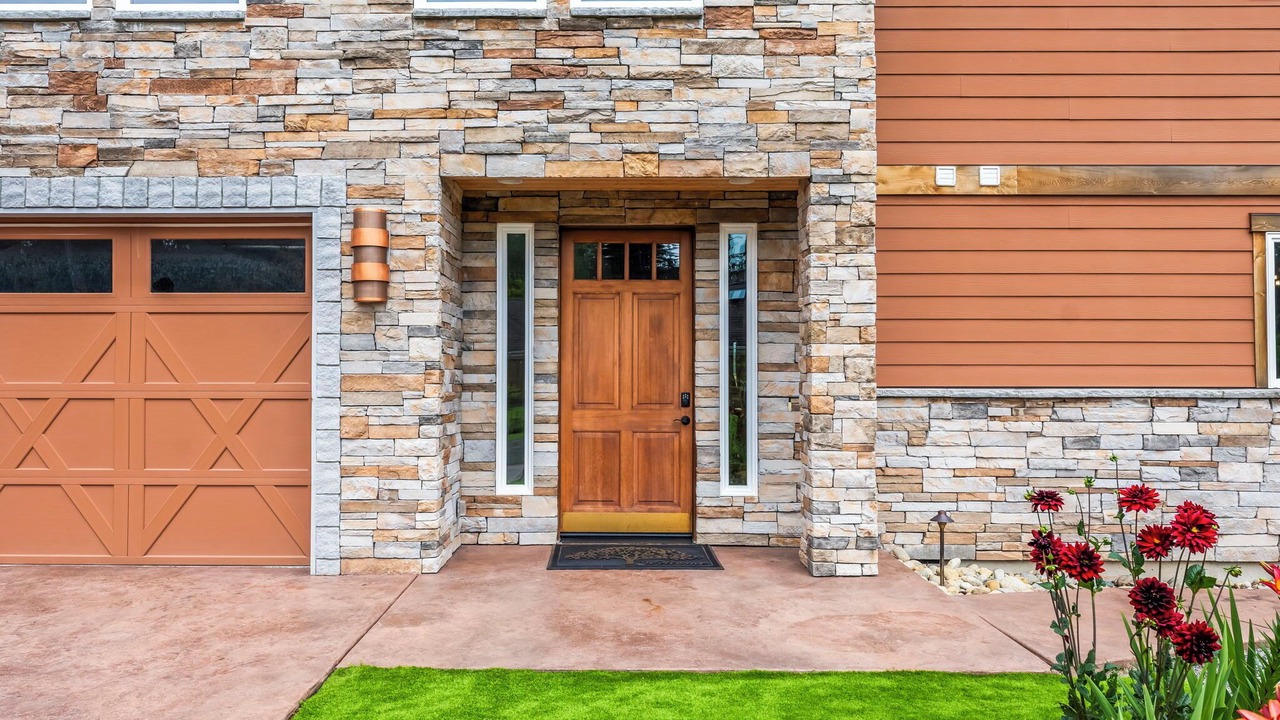 Photo of Others in Black Diamond