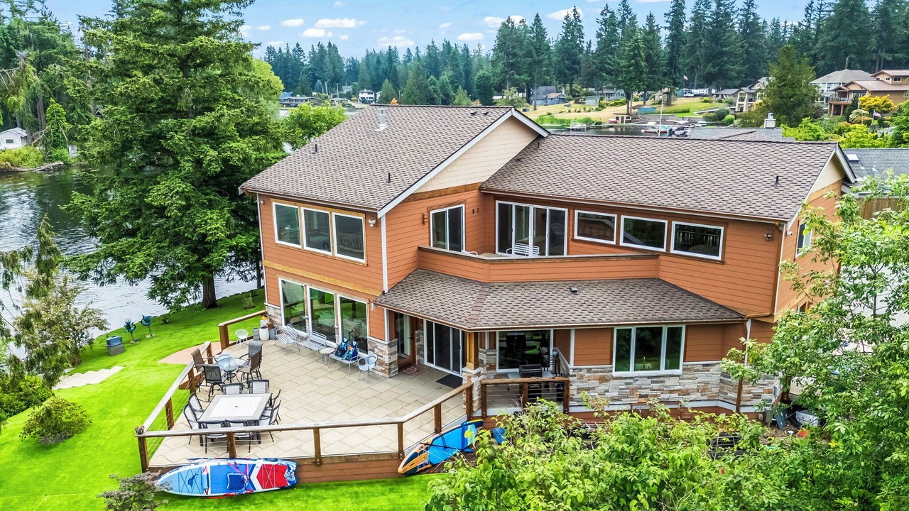 Photo of Others in Black Diamond