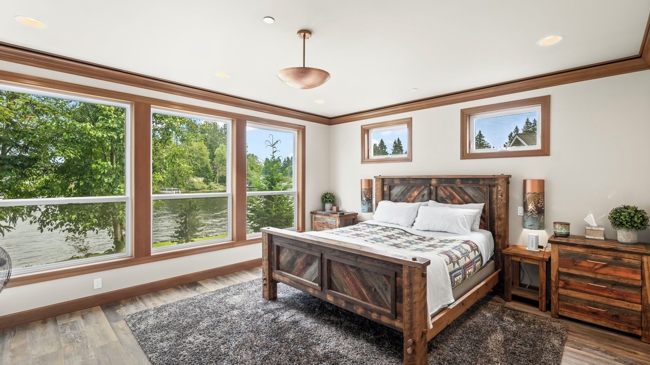 Photo of Others in Black Diamond