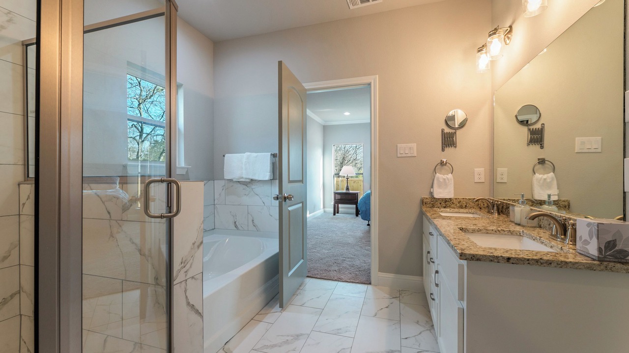 Photo of Bathroom in Cedar Crest