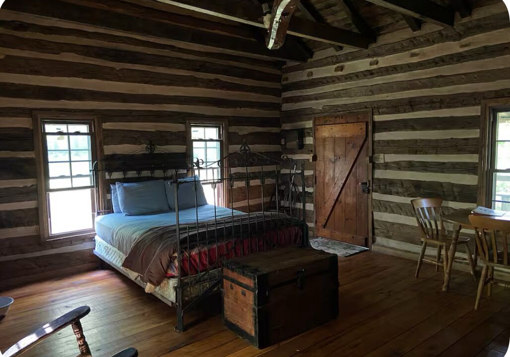 Photo of Bedroom in Piney Mountain