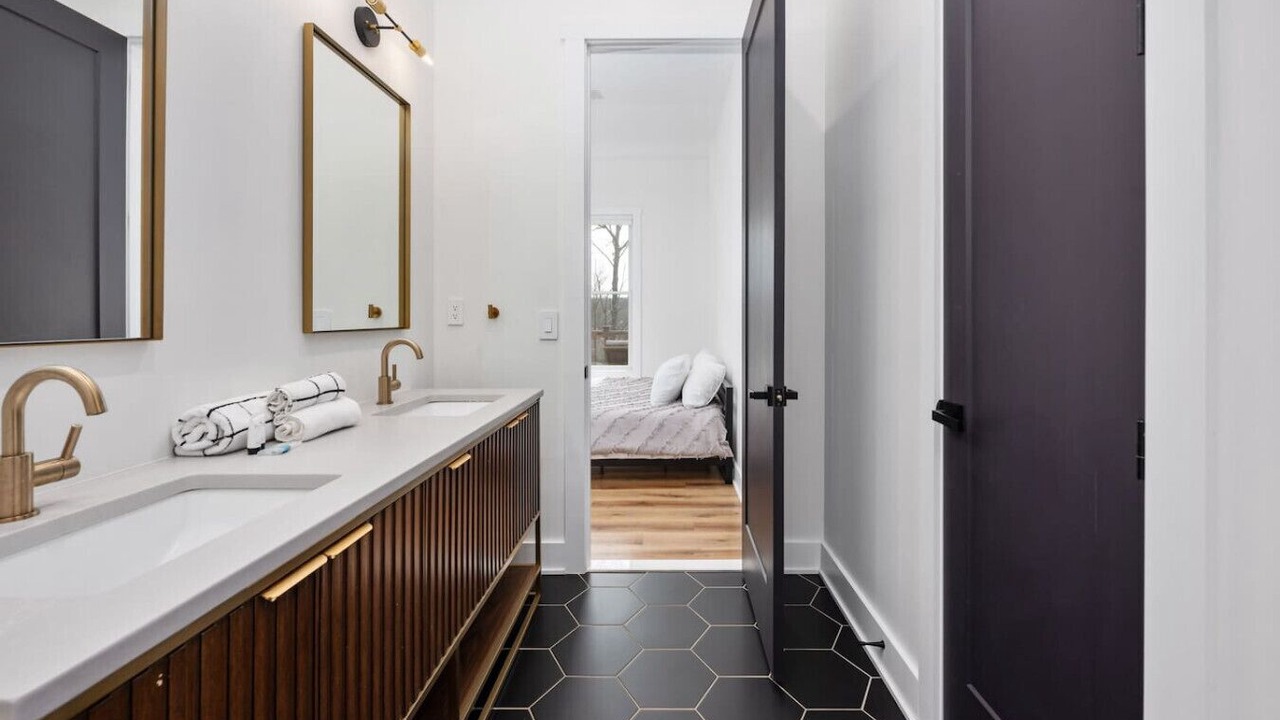Photo of Bathroom in Mineral