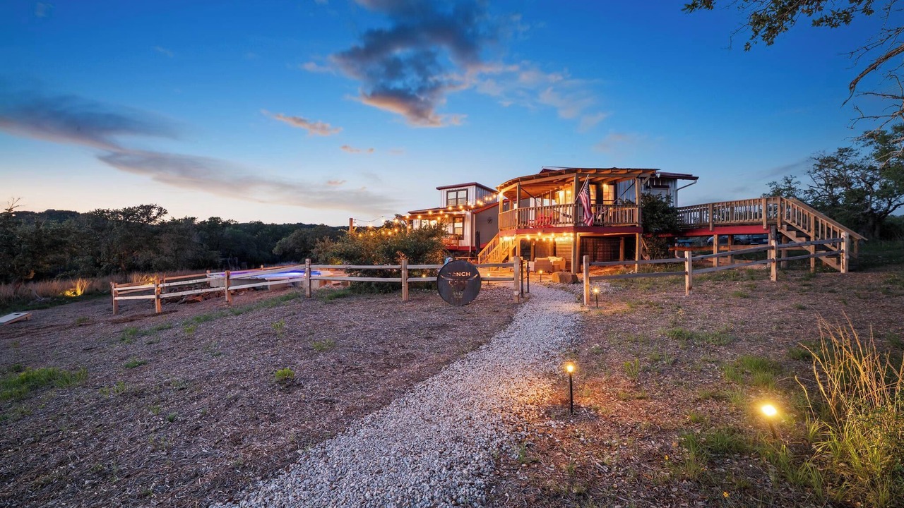 Photo of Outdoor in Blanco
